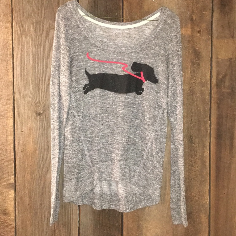 Gray Long Sleeve w/ black Wiener dog